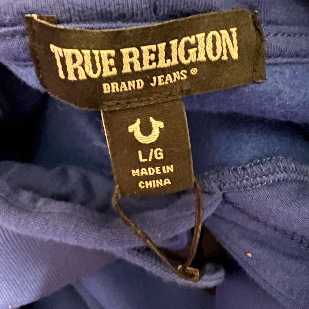 NWT True Religion Pullover Hoodie Men’s Size Large‎ Blue Registered Rhinestones